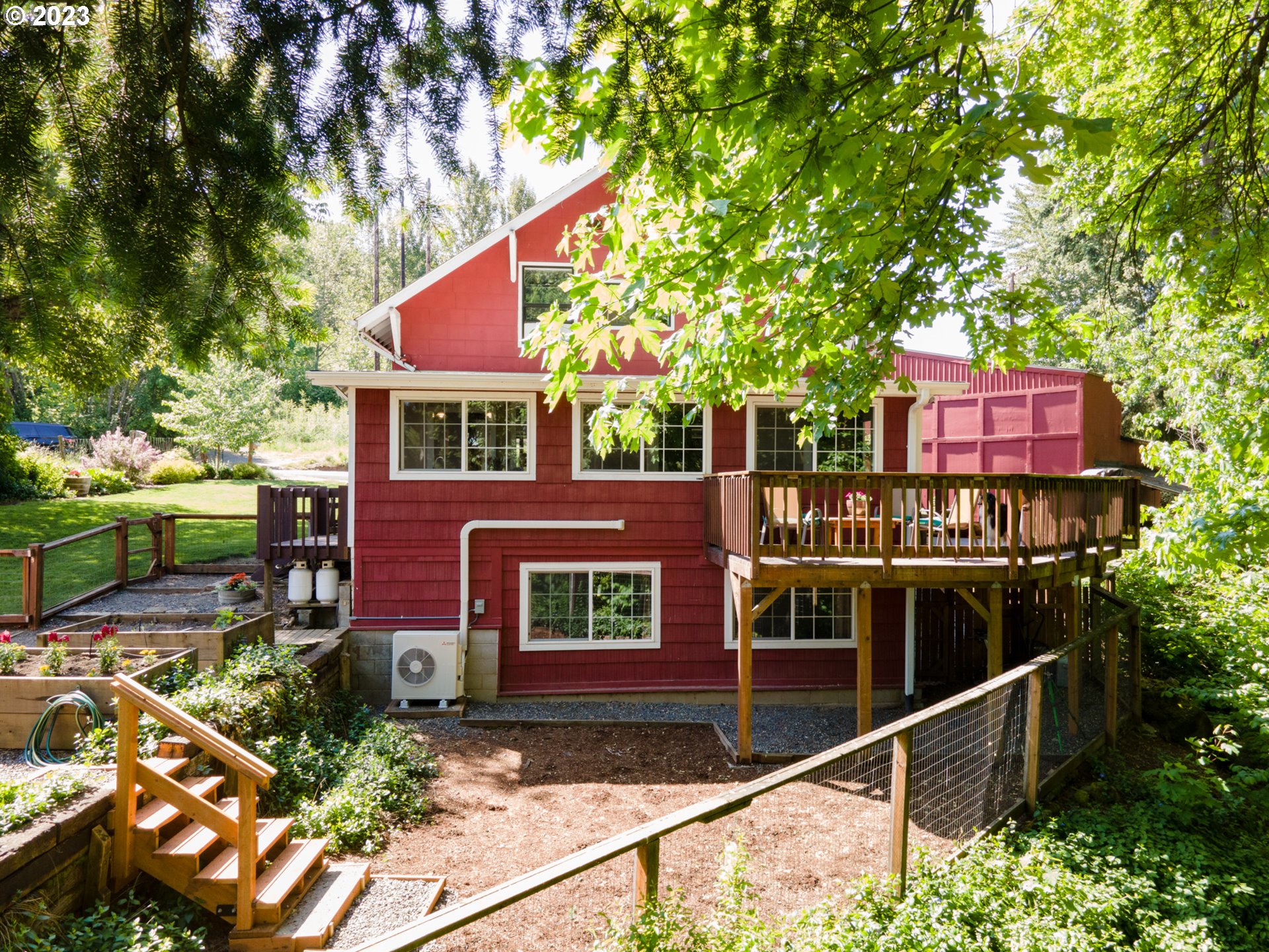 3645 Lippman Road Hood River, OR 97031 - Photo 7 of 43 Gallery Image 7