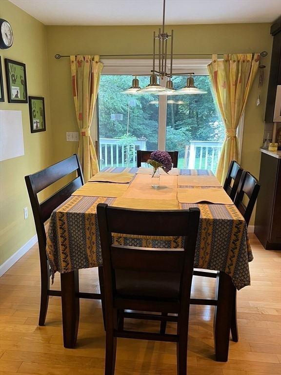 76 Stagecoach Road Holliston, MA 01746 - Photo 7 of 37