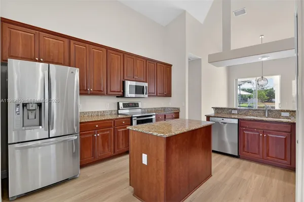 $550,000 | 1414 Northeast 2nd Terrace, Cape Coral, FL 33909