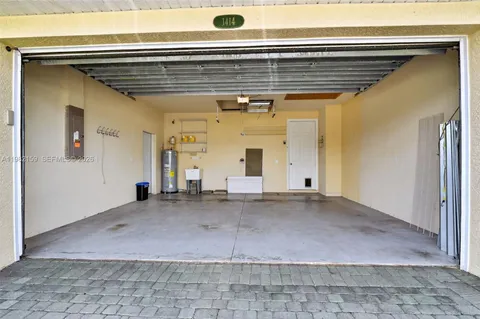 a view of a garage