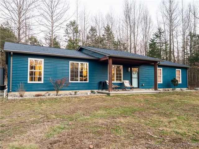 $399,400 | 21422 New Market Road, Marysville, IN 47141