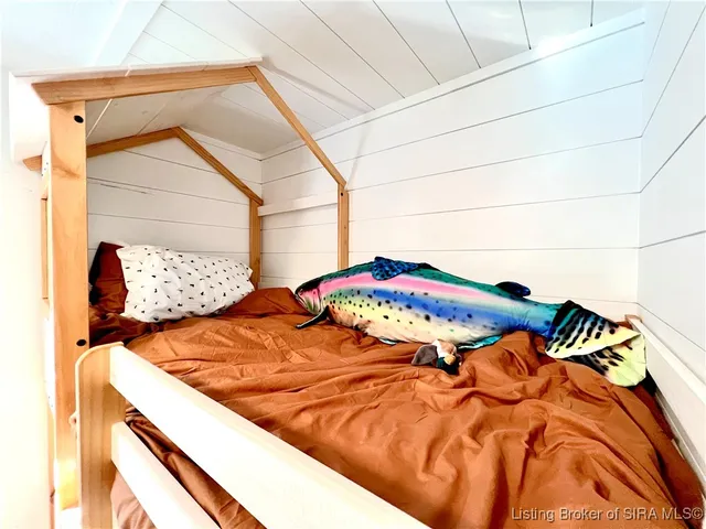 $399,400 | 21422 New Market Road, Marysville, IN 47141