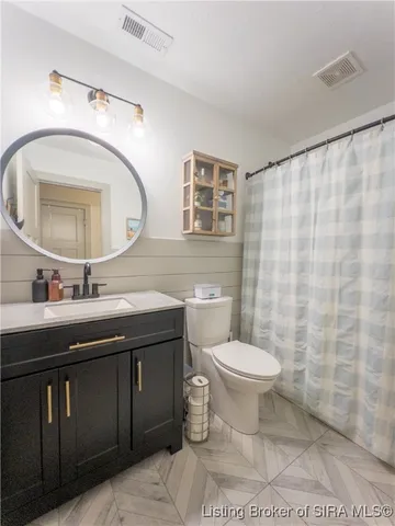 $399,400 | 21422 New Market Road, Marysville, IN 47141