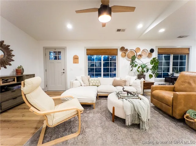 $399,400 | 21422 New Market Road, Marysville, IN 47141