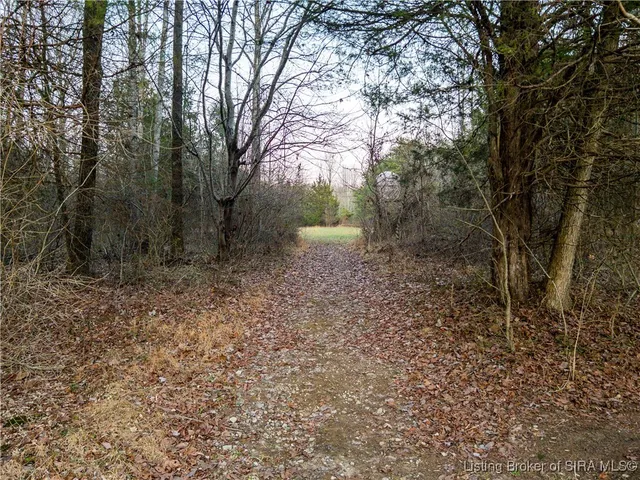 $399,400 | 21422 New Market Road, Marysville, IN 47141