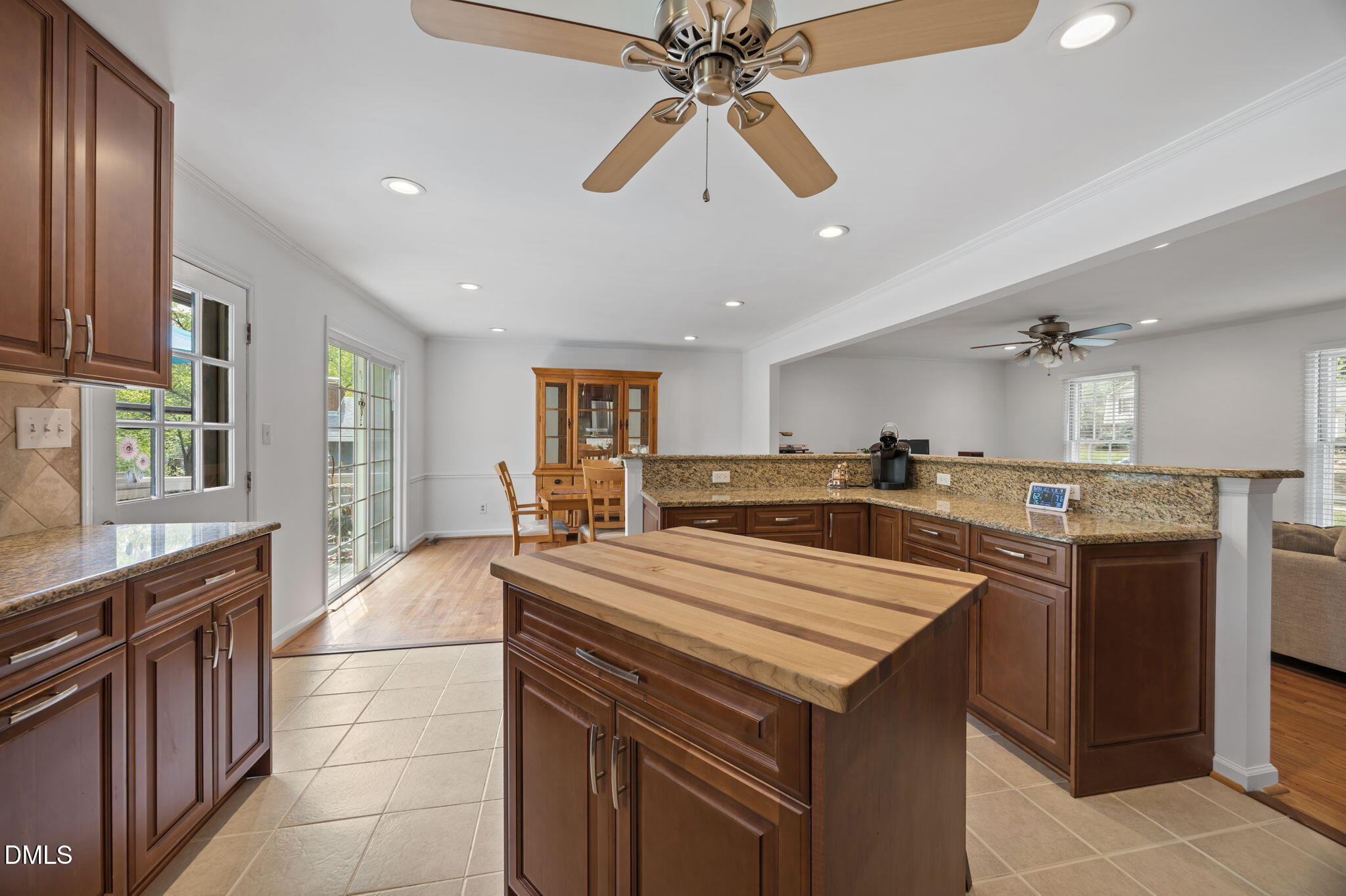 5404 Fieldstone Drive Raleigh, NC 27609 - Photo 12 of 46 23-web-or-mls-IMG_2537