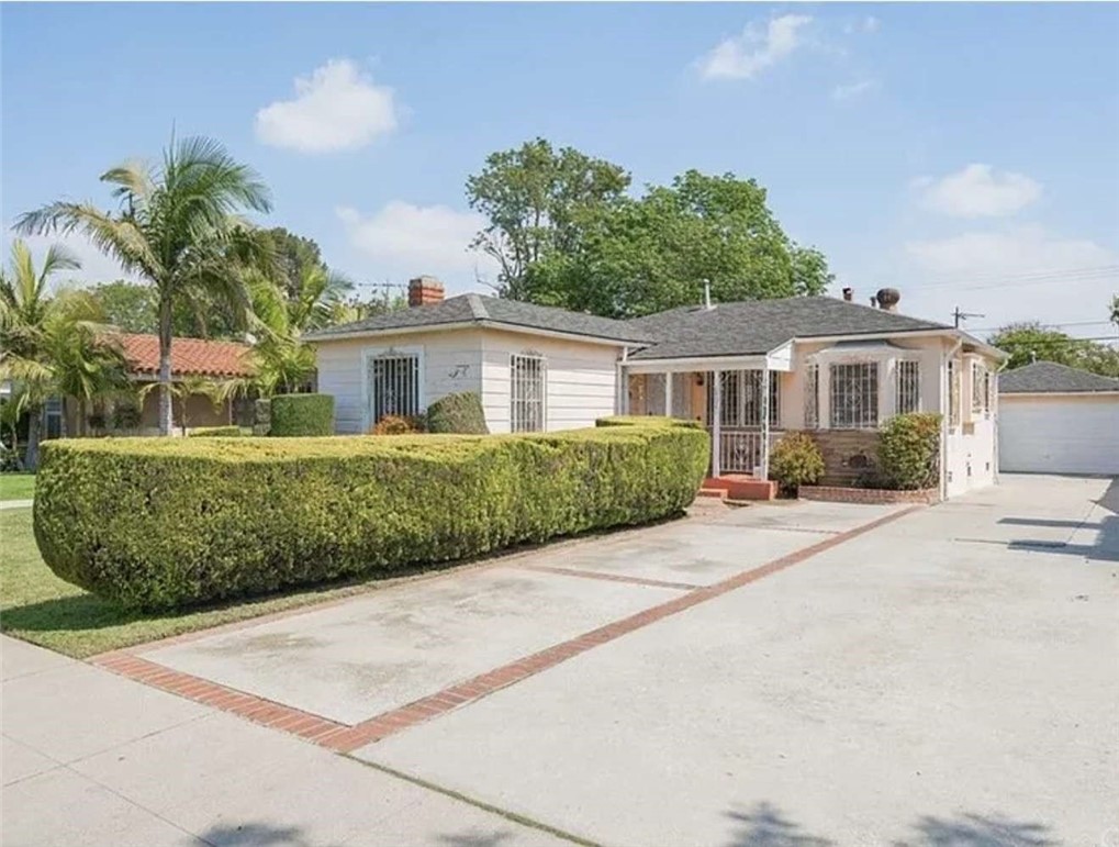 8724 Ruthelen Street Los Angeles, CA 90047 - Photo 1 of 19