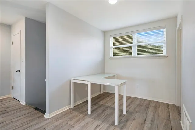 $2,500 | 18231 Lakepoint Cove, Lago Vista, TX 78645