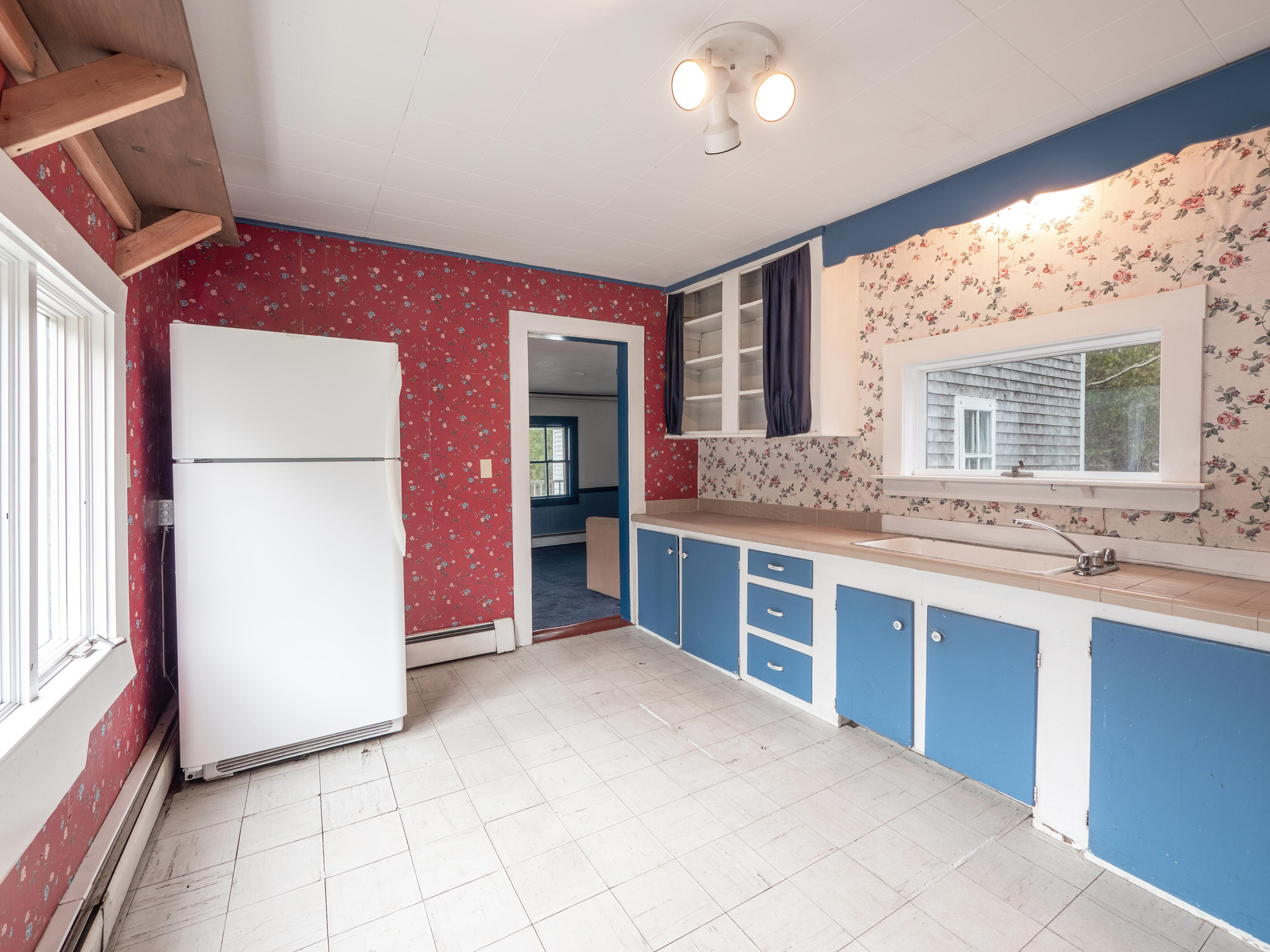 636 South Gouldsboro Road Gouldsboro, ME 04607 - Photo 23 of 51 Kitchen