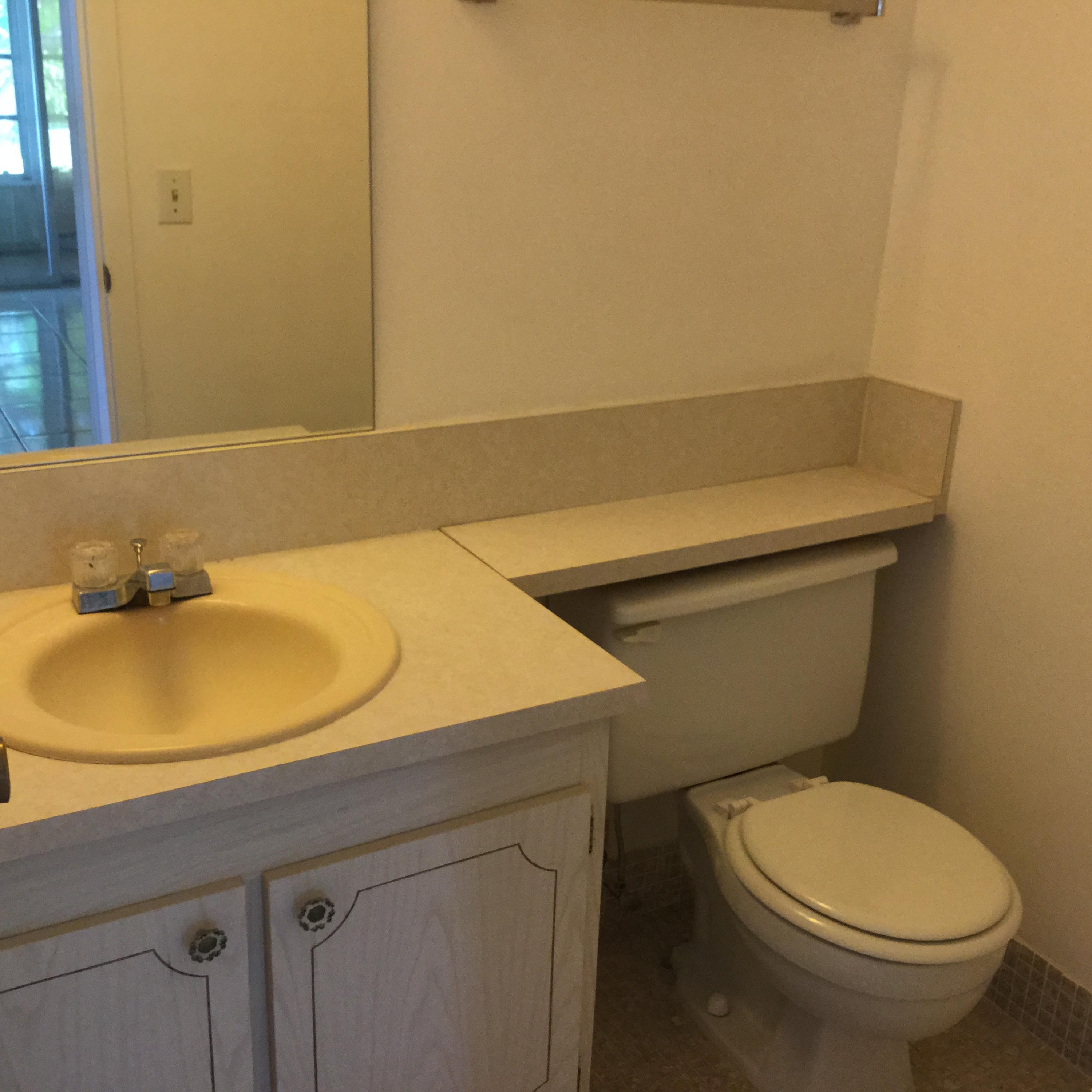 327 Preston H Boca Raton, FL 33434 - Photo 6 of 7 bathroom 2