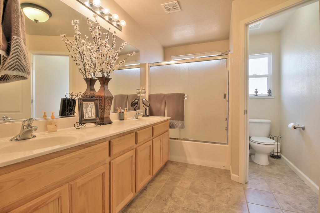 3806 Lester Road Denair, CA 95316 - Photo 16 of 20 Gallery Image 16