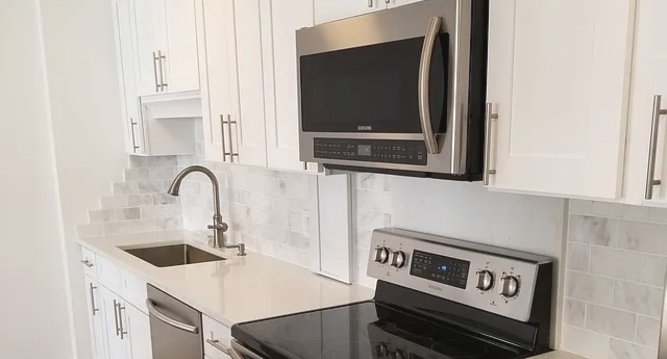 5701 North Sheridan Road, Unit 7P Chicago, IL 60660 - Photo 5 of 13