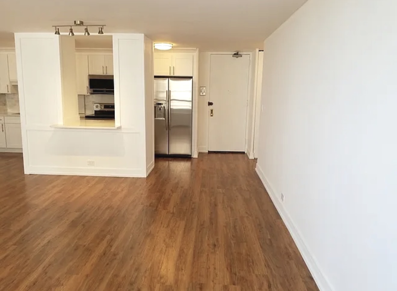 5701 North Sheridan Road, Unit 7P Chicago, IL 60660 - Photo 7 of 13
