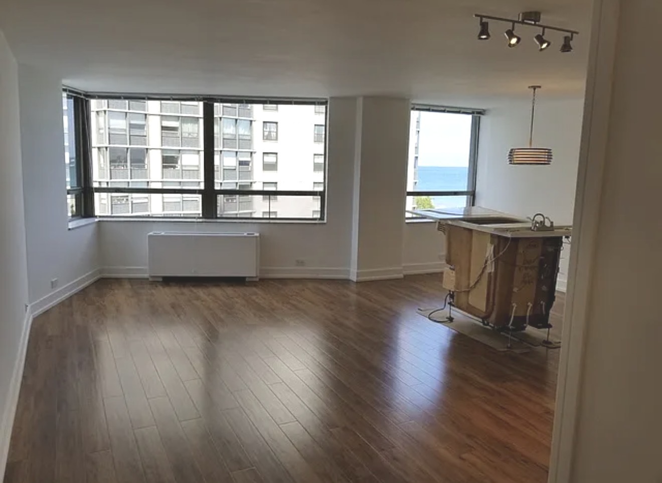 5701 North Sheridan Road, Unit 7P Chicago, IL 60660 - Photo 8 of 13