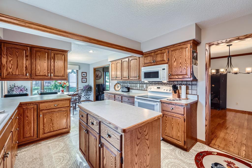 9720 Upton Road Bloomington, MN 55431 - Photo 27 of 37