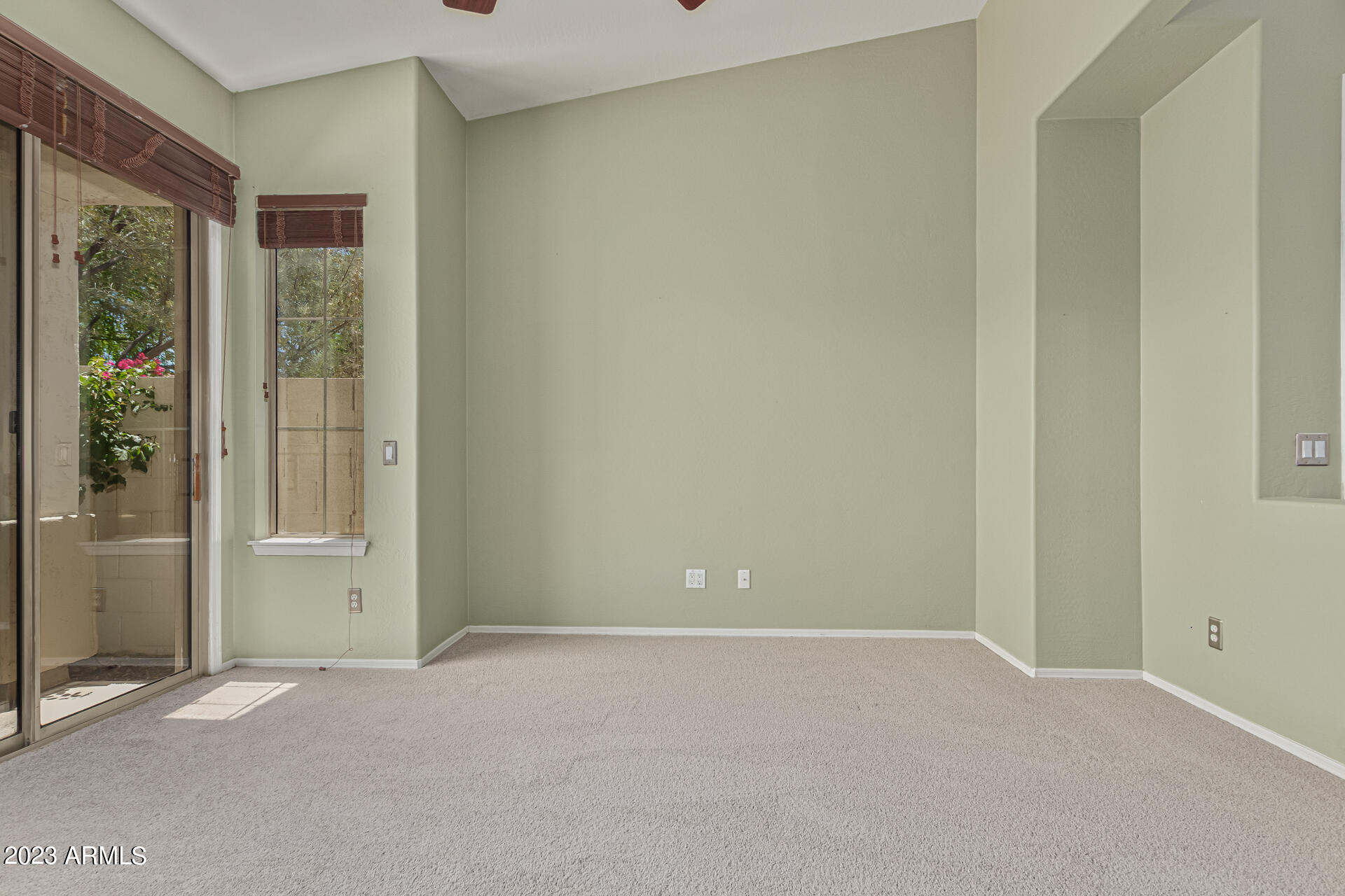 1024 East Frye Road, Unit 1069 Phoenix, AZ 85048 - Photo 3 of 39 0009-07 - Frye