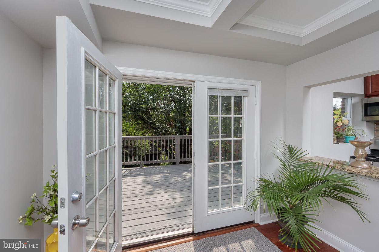 3731 Elkader Road Baltimore, MD 21218 - Photo 13 of 38