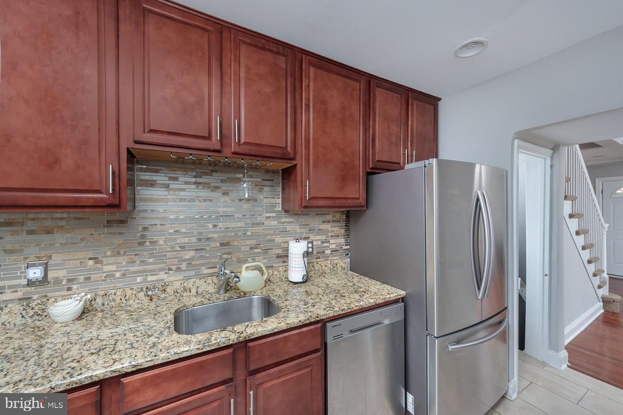 3731 Elkader Road Baltimore, MD 21218 - Photo 18 of 38