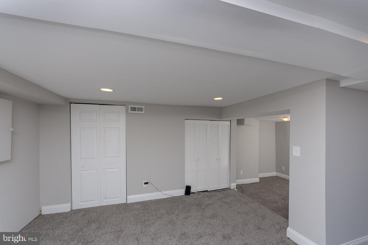 3731 Elkader Road Baltimore, MD 21218 - Photo 29 of 38