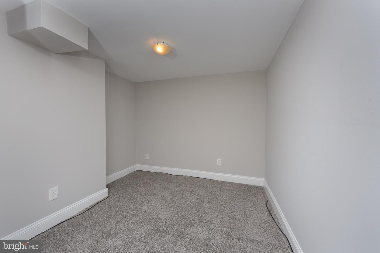 3731 Elkader Road Baltimore, MD 21218 - Photo 30 of 38