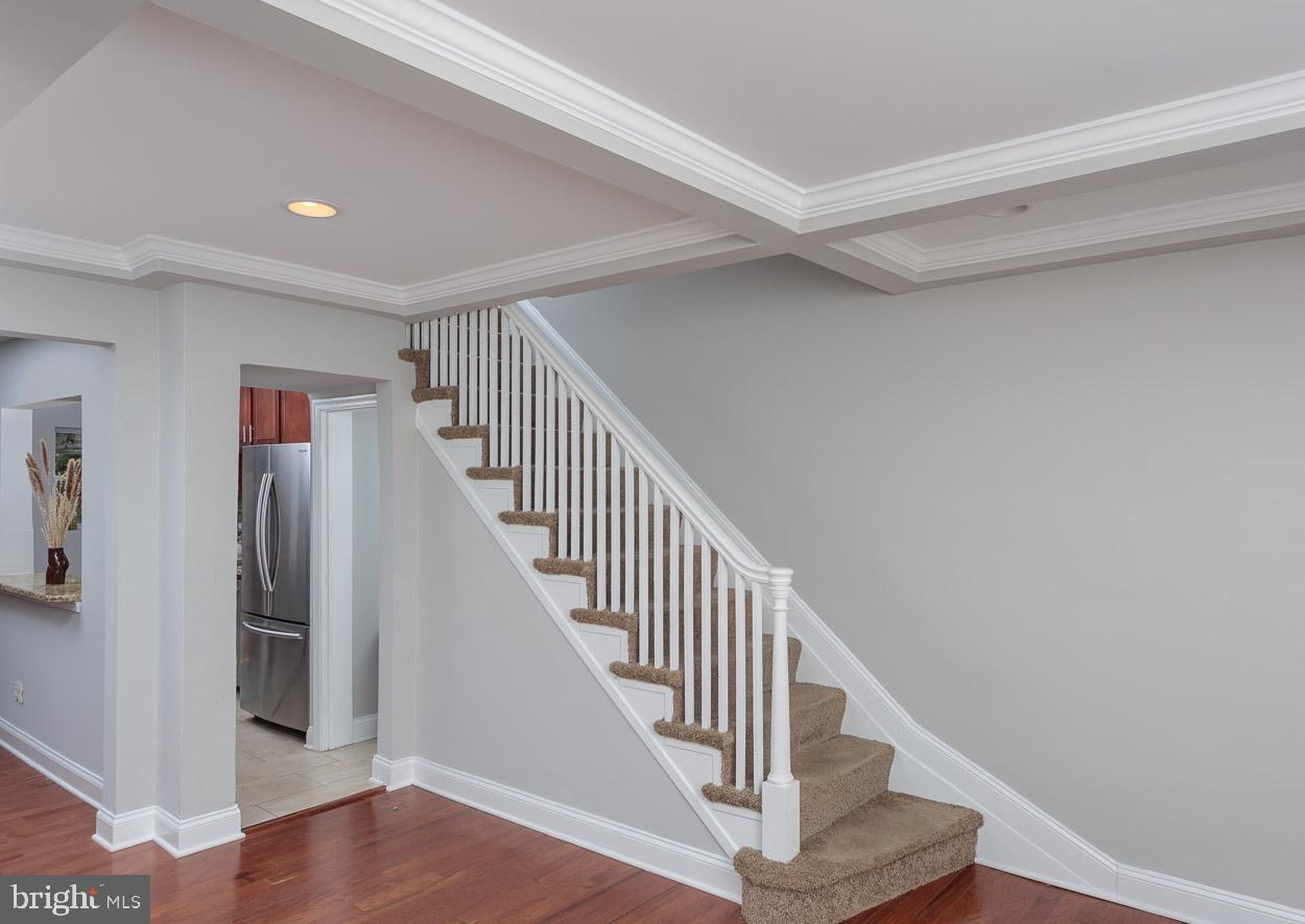 3731 Elkader Road Baltimore, MD 21218 - Photo 6 of 38