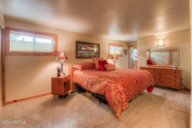 $488,000 | 1390 Gibson Road, Selah, WA 98942