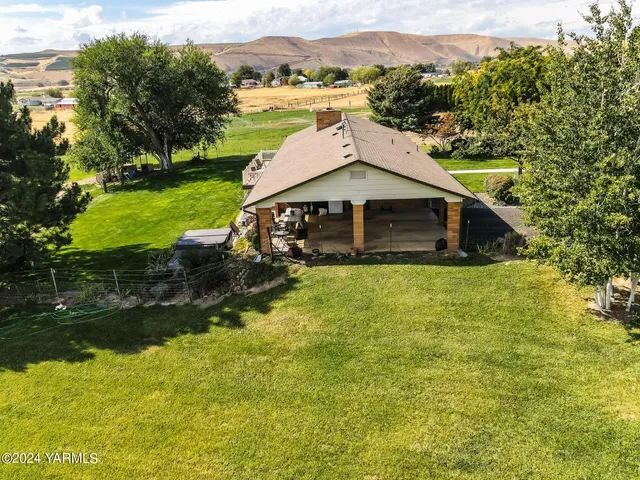 $488,000 | 1390 Gibson Road, Selah, WA 98942