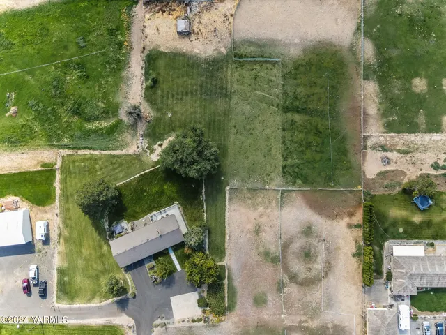 $488,000 | 1390 Gibson Road, Selah, WA 98942