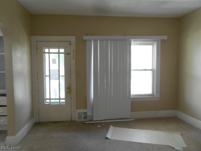 4695 Burleigh Road Cleveland, OH 44125 - Photo 3 of 11 Gallery Image 3