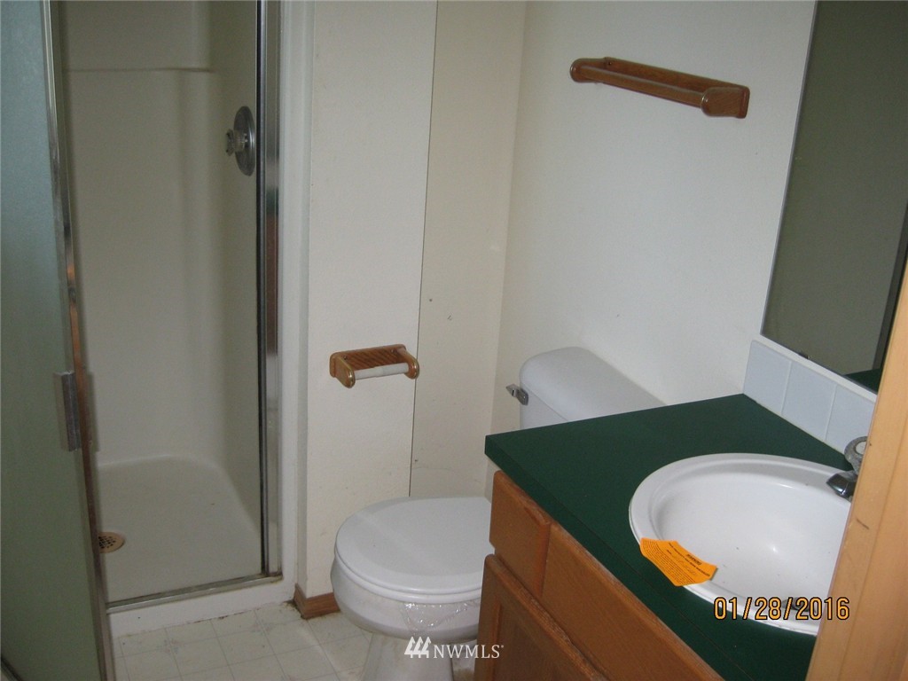 17931 Jordan Street Southwest Rochester, WA 98579 - Photo 7 of 12