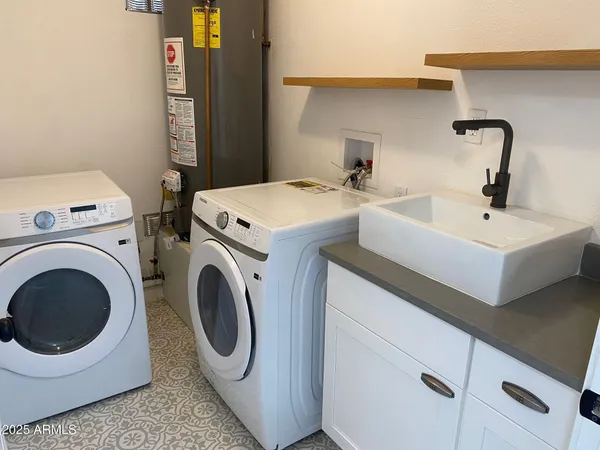 $818,000 | 6842 North 14th Street, Phoenix, AZ 85014