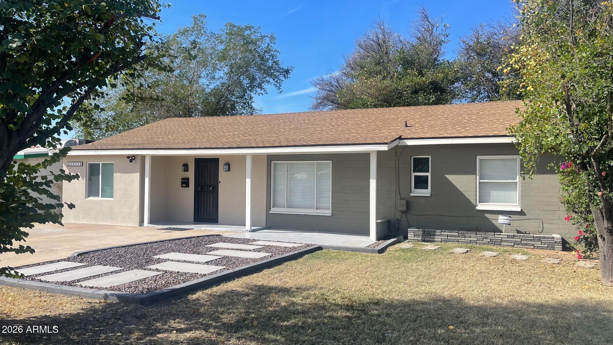 6842 North 14th Street Phoenix, AZ 85014 - Photo 34 of 53 Front view