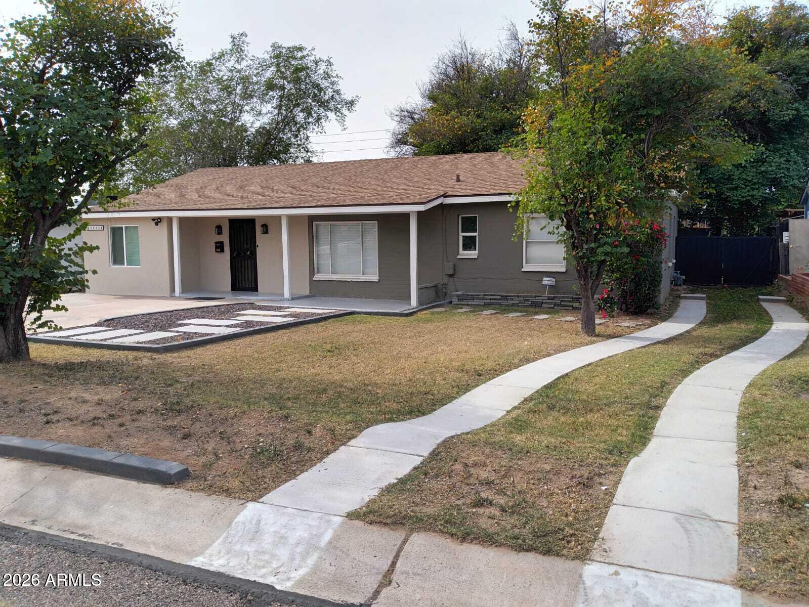 6842 North 14th Street Phoenix, AZ 85014 - Photo 37 of 53 Side Driveway