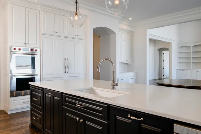 $3,100,000 | 4908 Winners Circle, Middleton, WI 53562