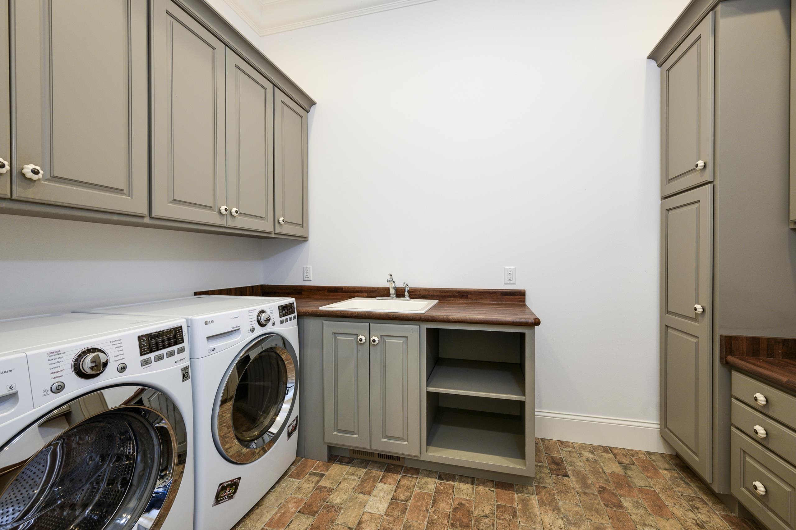 4908 Winners Circle Middleton, WI 53562 - Photo 33 of 79