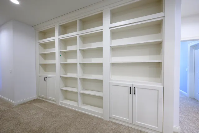 $3,100,000 | 4908 Winners Circle, Middleton, WI 53562