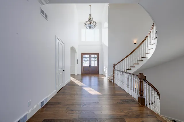 $3,100,000 | 4908 Winners Circle, Middleton, WI 53562