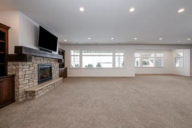 $3,100,000 | 4908 Winners Circle, Middleton, WI 53562