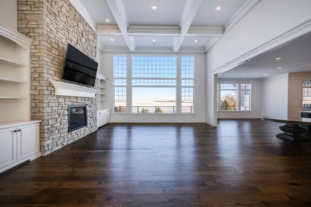 $3,100,000 | 4908 Winners Circle, Middleton, WI 53562