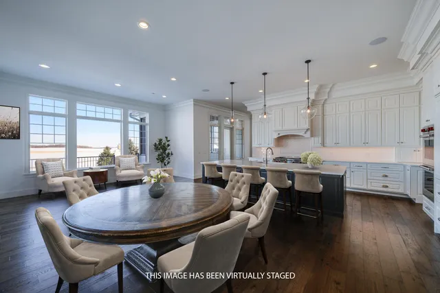 $3,100,000 | 4908 Winners Circle, Middleton, WI 53562