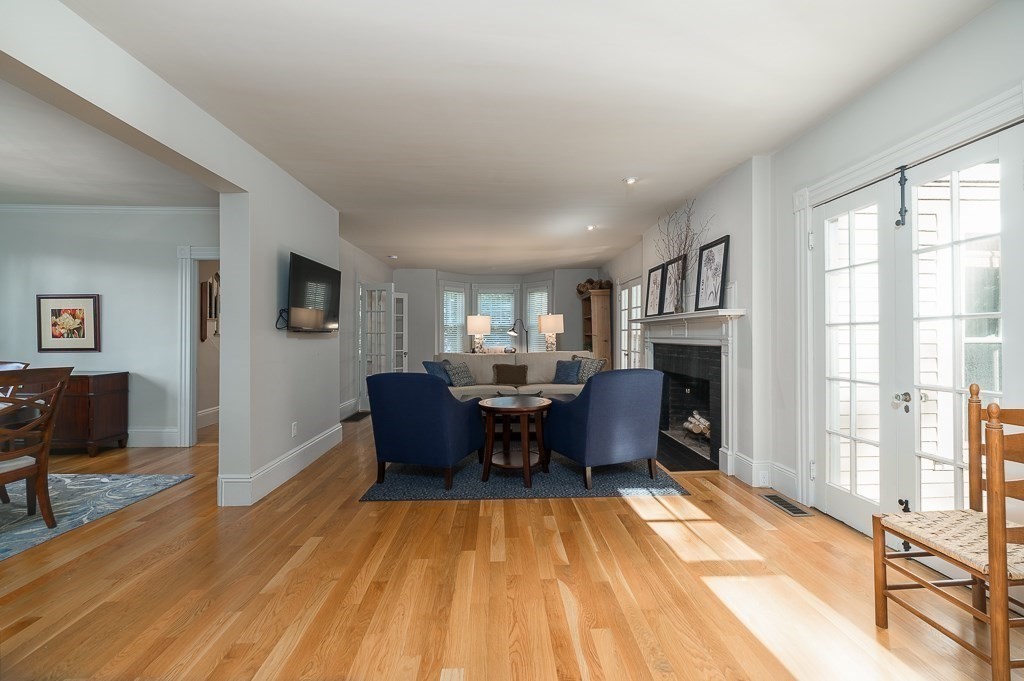 479 Bay Road Hamilton, MA 01982 - Photo 13 of 41