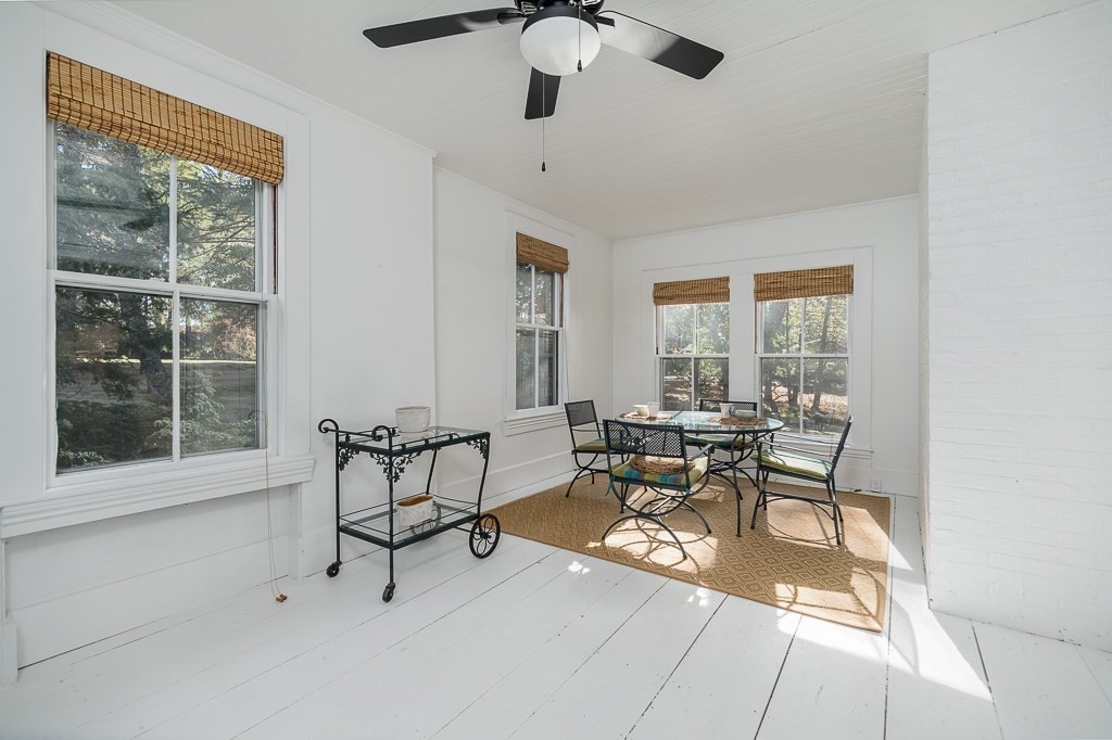 479 Bay Road Hamilton, MA 01982 - Photo 6 of 41