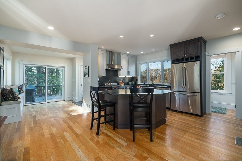 479 Bay Road Hamilton, MA 01982 - Photo 10 of 41