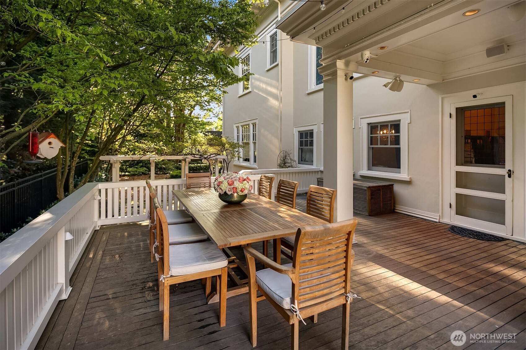 1409 East Prospect Street Seattle, WA 98112 - Photo 17 of 34