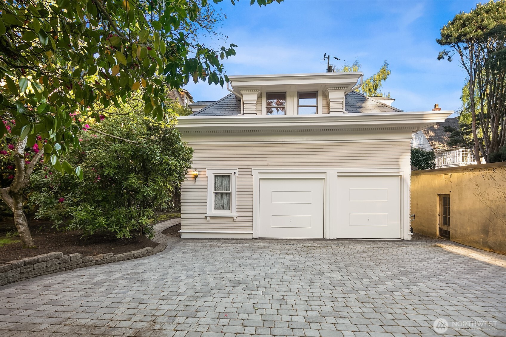 1409 East Prospect Street Seattle, WA 98112 - Photo 30 of 34