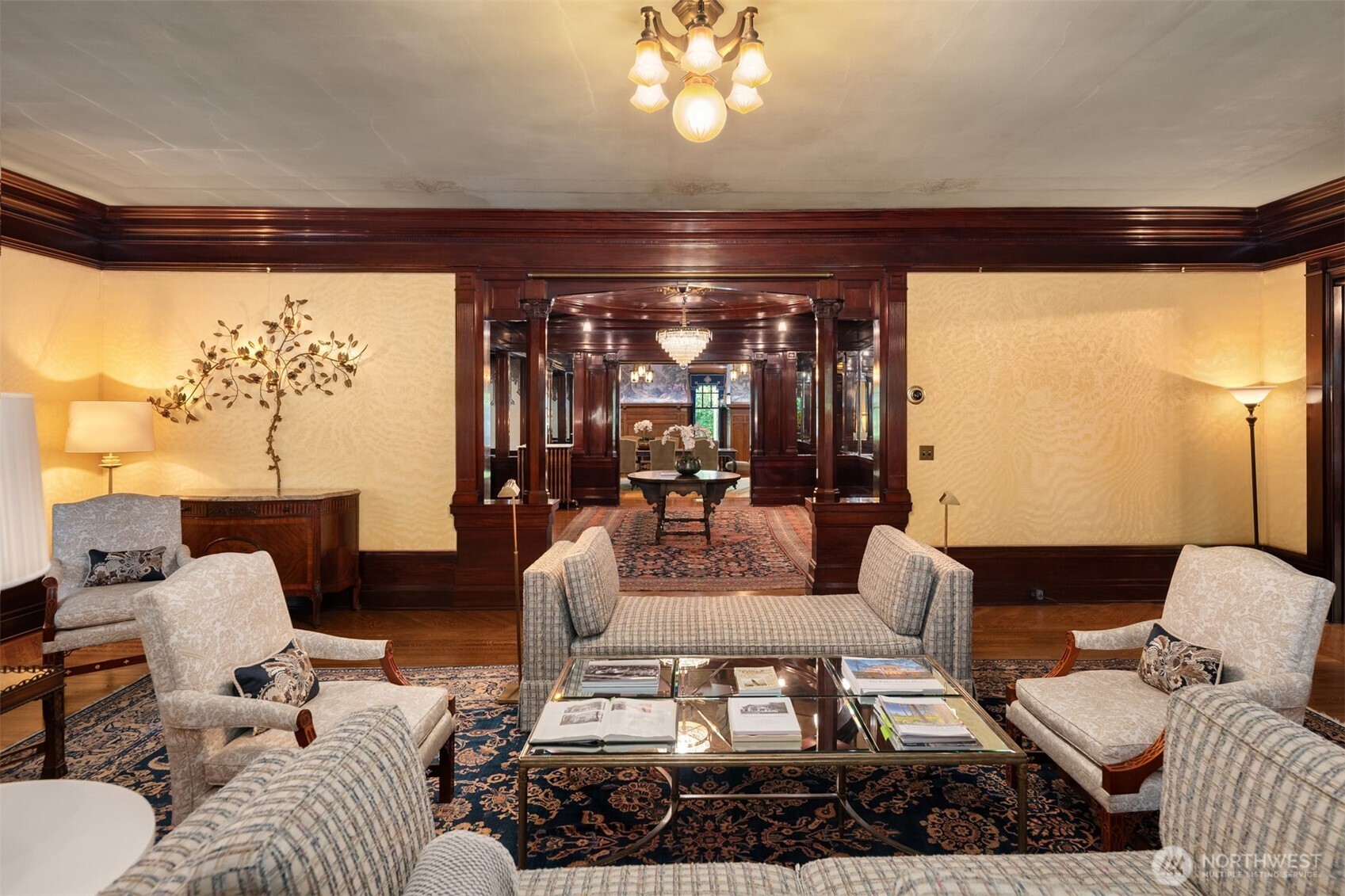 1409 East Prospect Street Seattle, WA 98112 - Photo 7 of 34