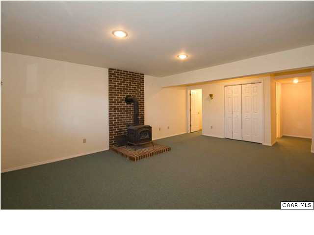 60 Laguna Road Palmyra, VA 22963 - Photo 20 of 25 a black and white photo of a room