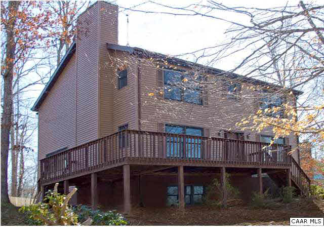 60 Laguna Road Palmyra, VA 22963 - Photo 2 of 25 a view of a house with a deck
