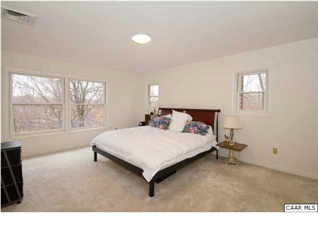 60 Laguna Road Palmyra, VA 22963 - Photo 10 of 25 a bedroom with a bed and window