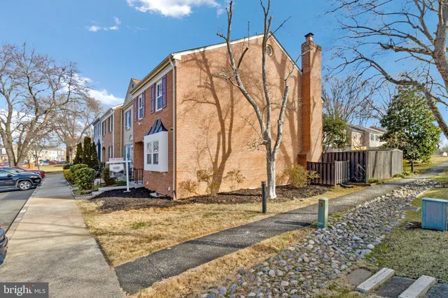 $675,000 | 7269 Evanston Road, Springfield, VA 22150